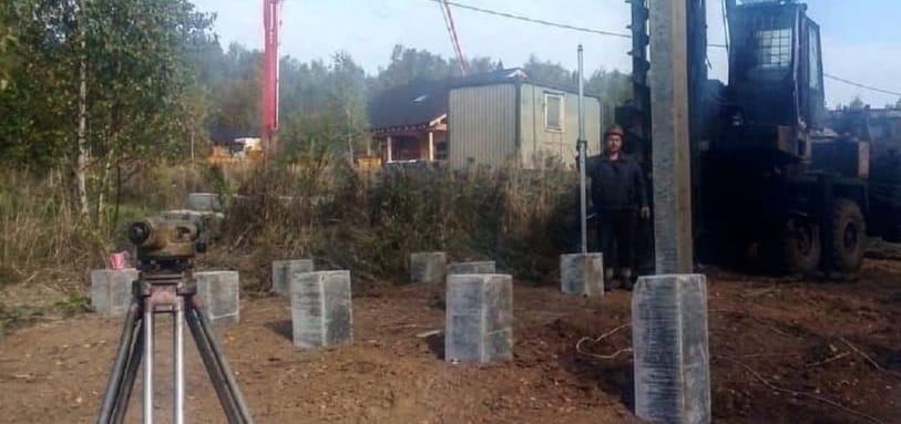 Фундамент на забивных ЖБ сваях